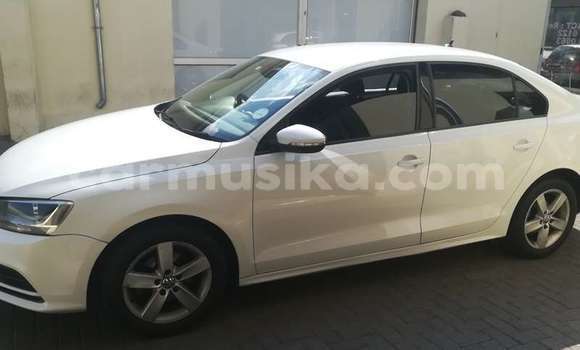 Buy Used Volkswagen Jetta White Car in Beitbridge in Matabeleland South Buy Used Volkswagen Jetta White Car in Beitbridge in Matabeleland South