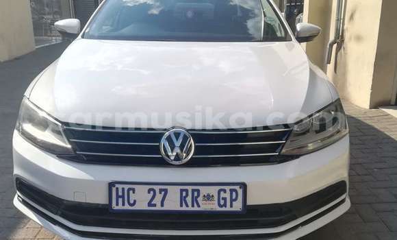 Buy Used Volkswagen Jetta White Car in Beitbridge in Matabeleland South Buy Used Volkswagen Jetta White Car in Beitbridge in Matabeleland South