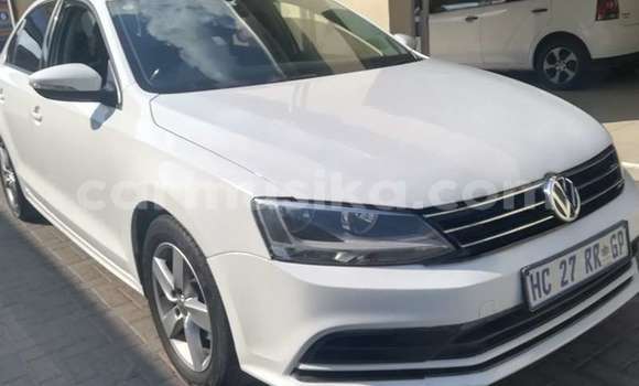Buy Used Volkswagen Jetta White Car in Beitbridge in Matabeleland South Buy Used Volkswagen Jetta White Car in Beitbridge in Matabeleland South