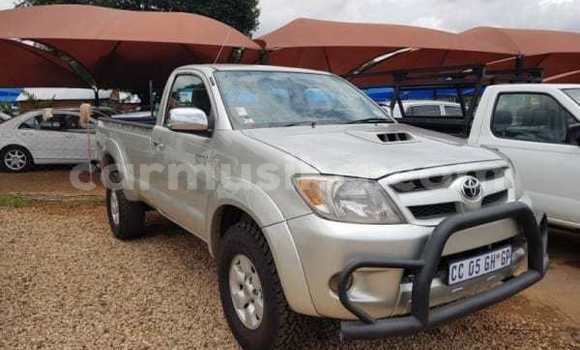 Tenga Tsaru Toyota Hilux Sirivha Mota in Beitbridge in Matabeleland South Tenga Tsaru Toyota Hilux Sirivha Mota in Beitbridge in Matabeleland South