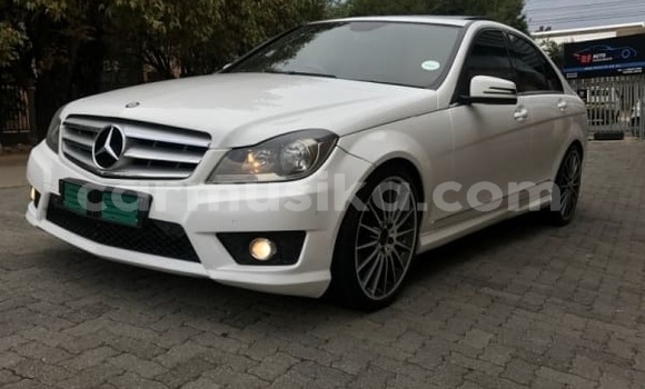 Tenga Tsaru MercedesβBenz CβClass Chena Mota in Beitbridge in Matabeleland South Tenga Tsaru MercedesβBenz CβClass Chena Mota in Beitbridge in Matabeleland South