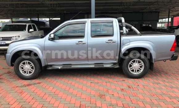 Buy Used Isuzu KB Silver Car in Beitbridge in Matabeleland South Buy Used Isuzu KB Silver Car in Beitbridge in Matabeleland South