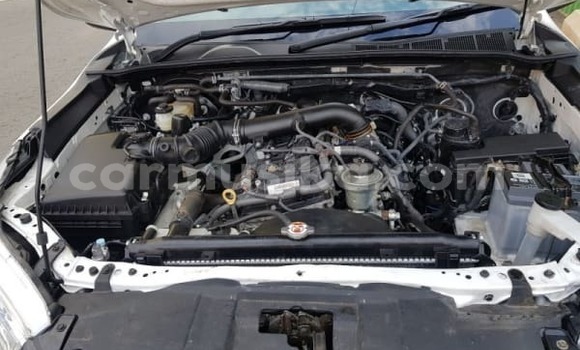 Tenga Tsaru Toyota Hilux Chena Mota in Beitbridge in Matabeleland South Tenga Tsaru Toyota Hilux Chena Mota in Beitbridge in Matabeleland South