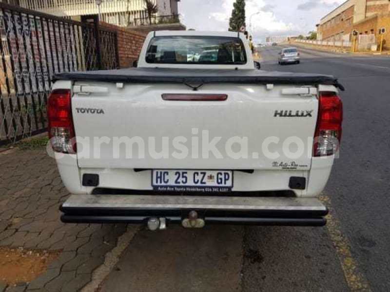 Big with watermark toyota hilux matabeleland south beitbridge 18976