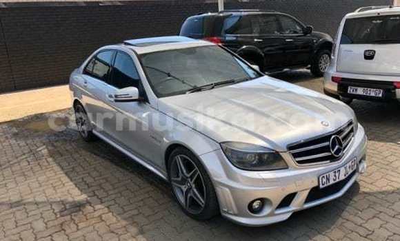 Nunua Ilio tumika Mercedes‒Benz C-klasse AMG Fedha Gari ndani ya Beitbridge nchini Matabeleland Kusini