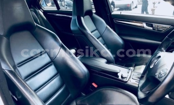 Tenga Tsaru MercedesâBenz C-klasse AMG Sirivha Mota in Beitbridge in Matabeleland South Tenga Tsaru MercedesâBenz C-klasse AMG Sirivha Mota in Beitbridge in Matabeleland South