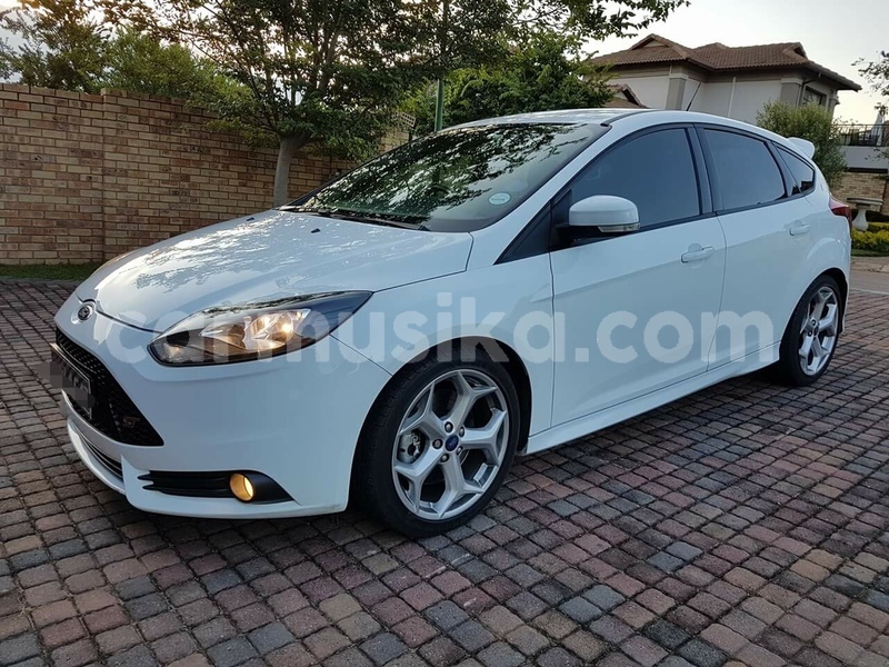 Big with watermark ford focus st matabeleland south beitbridge 18984