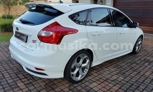 Tenga Tsaru Ford Focus ST Chena Mota in Beitbridge in Matabeleland South Tenga Tsaru Ford Focus ST Chena Mota in Beitbridge in Matabeleland South