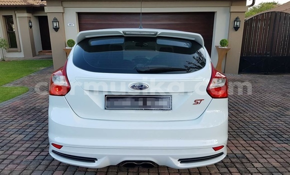 Tenga Tsaru Ford Focus ST Chena Mota in Beitbridge in Matabeleland South Tenga Tsaru Ford Focus ST Chena Mota in Beitbridge in Matabeleland South