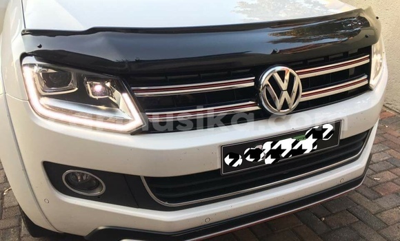 Buy Used Volkswagen Amarok White Car in Beitbridge in Matabeleland South Buy Used Volkswagen Amarok White Car in Beitbridge in Matabeleland South