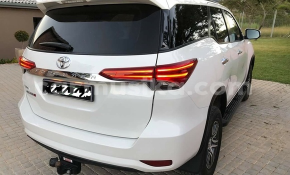 Tenga Tsaru Toyota Fortuner Chena Mota in Beitbridge in Matabeleland South Tenga Tsaru Toyota Fortuner Chena Mota in Beitbridge in Matabeleland South