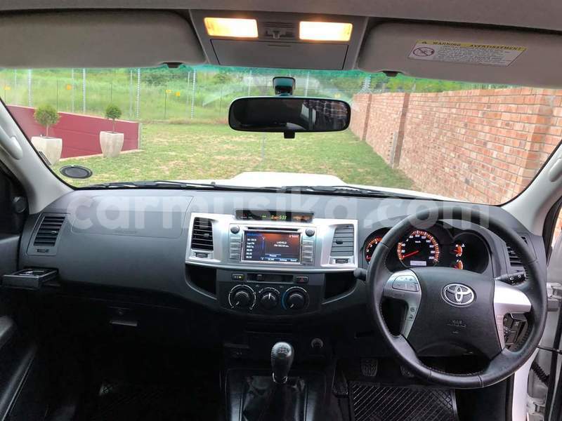 Big with watermark toyota hilux matabeleland south beitbridge 18987