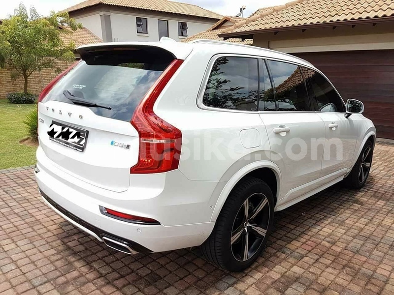 Big with watermark volvo xc90 matabeleland south beitbridge 18990