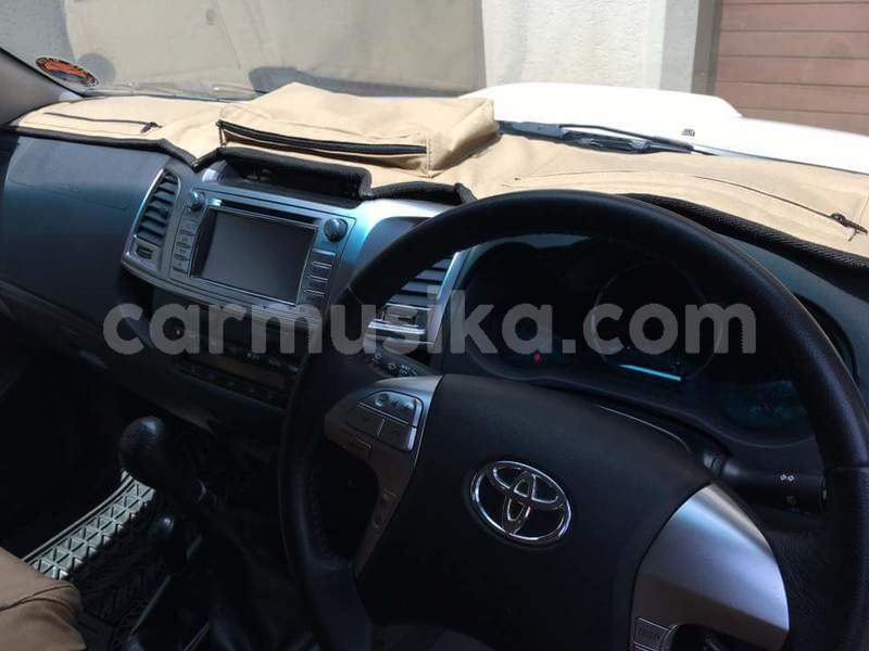 Big with watermark toyota hilux matabeleland south beitbridge 18992