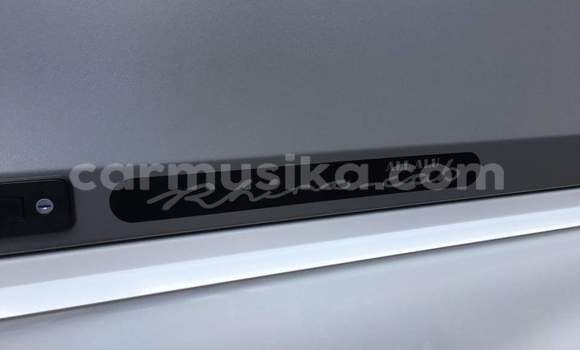 Tenga Tsaru Toyota Hilux Chena Mota in Beitbridge in Matabeleland South Tenga Tsaru Toyota Hilux Chena Mota in Beitbridge in Matabeleland South