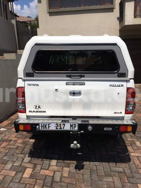 Big with watermark toyota hilux matabeleland south beitbridge 18992