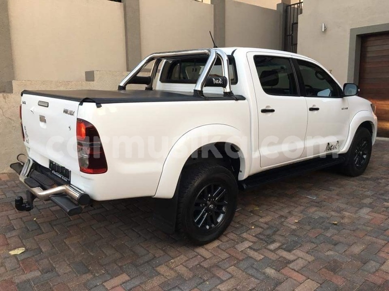 Big with watermark toyota hilux matabeleland south beitbridge 18993