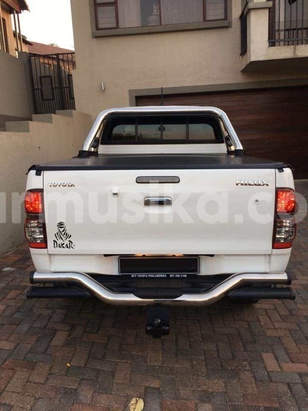 Big with watermark toyota hilux matabeleland south beitbridge 18993