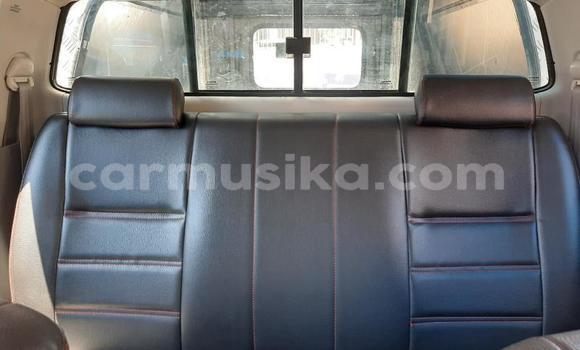 Buy Used Toyota Hilux Silver Car in Beitbridge in Matabeleland South Buy Used Toyota Hilux Silver Car in Beitbridge in Matabeleland South