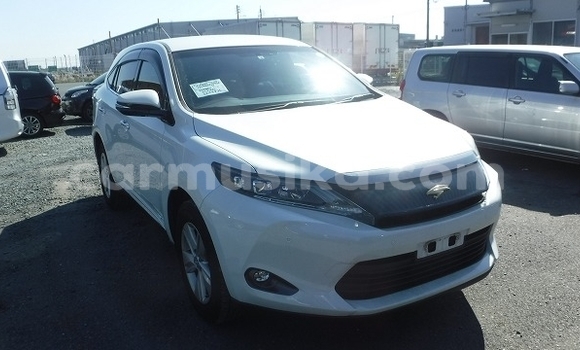 Nunua Ilio tumika Toyota Harrier Nyeupe Gari ndani ya Beitbridge nchini Matabeleland Kusini Nunua Ilio tumika Toyota Harrier Nyeupe Gari ndani ya Beitbridge nchini Matabeleland Kusini