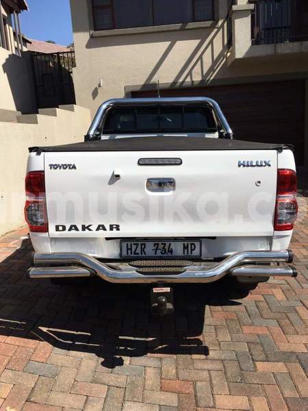 Big with watermark toyota hilux matabeleland south beitbridge 19002