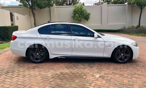 Tenga Tsaru BMW 5–Series Chena Mota in Beitbridge in Matabeleland South Tenga Tsaru BMW 5–Series Chena Mota in Beitbridge in Matabeleland South