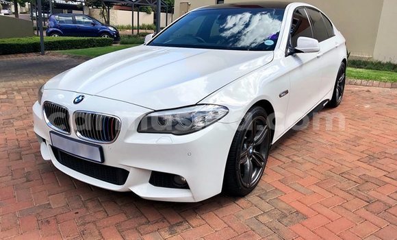 Tenga Tsaru BMW 5–Series Chena Mota in Beitbridge in Matabeleland South Tenga Tsaru BMW 5–Series Chena Mota in Beitbridge in Matabeleland South