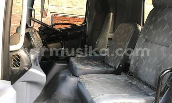 Tenga Tsaru Toyota Dyna Chena Rori in Beitbridge in Matabeleland South Tenga Tsaru Toyota Dyna Chena Rori in Beitbridge in Matabeleland South