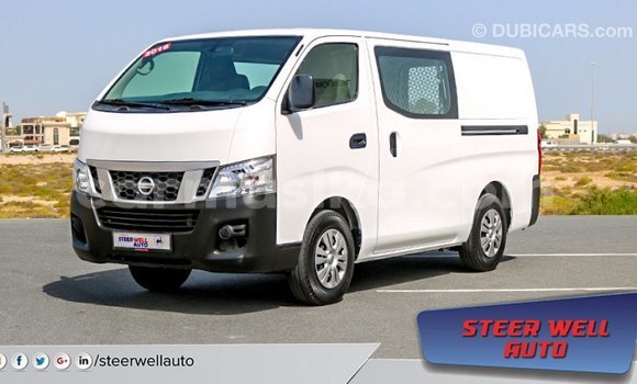 Acheter Import Voiture Nissan Urvan Blanc à Import - Dubai, Harare Acheter Import Voiture Nissan Urvan Blanc à Import - Dubai, Harare