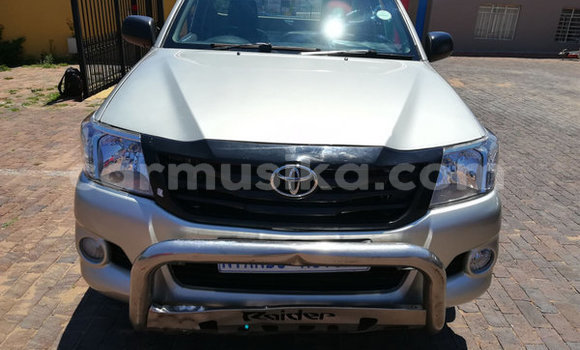 Tenga Tsaru Toyota Hilux Sirivha Mota in Beitbridge in Matabeleland South Tenga Tsaru Toyota Hilux Sirivha Mota in Beitbridge in Matabeleland South