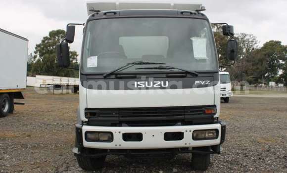 Tenga Tsaru Isuzu FTR 850 Chena Rori in Beitbridge in Matabeleland South Tenga Tsaru Isuzu FTR 850 Chena Rori in Beitbridge in Matabeleland South