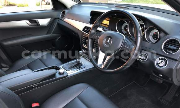 Tenga Tsaru Mercedes‒Benz C–Class Chena Mota in Beitbridge in Matabeleland South Tenga Tsaru Mercedes‒Benz C–Class Chena Mota in Beitbridge in Matabeleland South