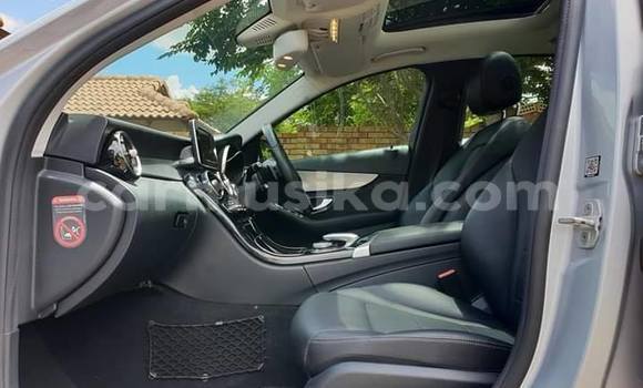 Tenga Tsaru Mercedes‒Benz C–Class Sirivha Mota in Beitbridge in Matabeleland South Tenga Tsaru Mercedes‒Benz C–Class Sirivha Mota in Beitbridge in Matabeleland South