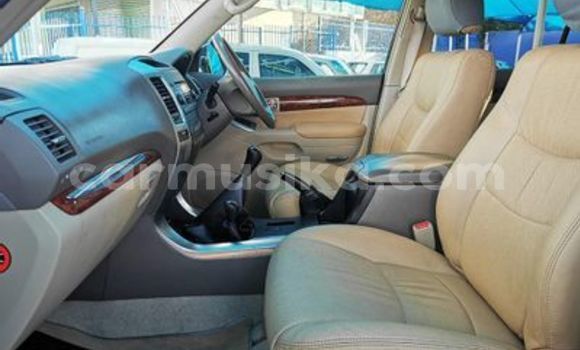 Nunua Ilio tumika Toyota Prado Nyeupe Gari ndani ya Beitbridge nchini Matabeleland Kusini Nunua Ilio tumika Toyota Prado Nyeupe Gari ndani ya Beitbridge nchini Matabeleland Kusini