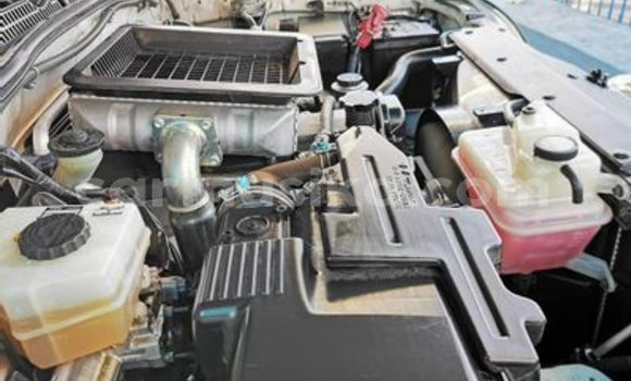 Nunua Ilio tumika Toyota Prado Nyeupe Gari ndani ya Beitbridge nchini Matabeleland Kusini Nunua Ilio tumika Toyota Prado Nyeupe Gari ndani ya Beitbridge nchini Matabeleland Kusini