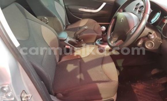 Nunua Ilio tumika Peugeot 308 Fedha Gari ndani ya Beitbridge nchini Matabeleland Kusini Nunua Ilio tumika Peugeot 308 Fedha Gari ndani ya Beitbridge nchini Matabeleland Kusini
