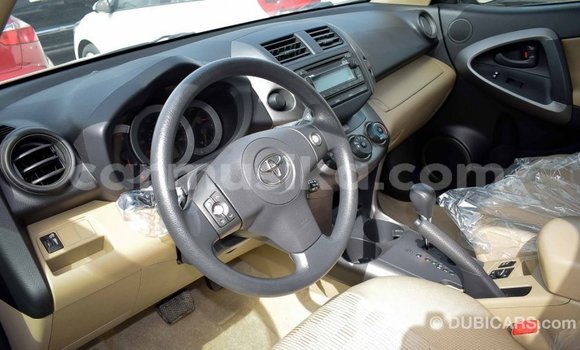 Tenga Imported Toyota HiAce Zvimwe Rori in Import - Dubai in Harare Tenga Imported Toyota HiAce Zvimwe Rori in Import - Dubai in Harare