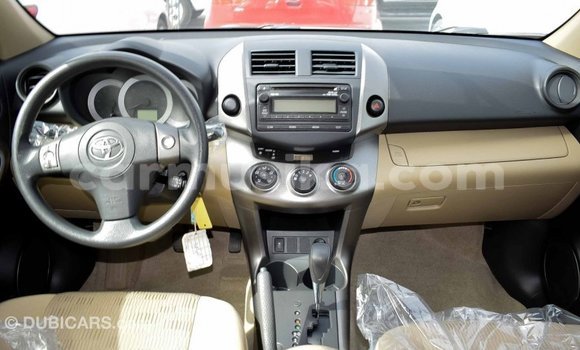 Tenga Imported Toyota HiAce Zvimwe Rori in Import - Dubai in Harare Tenga Imported Toyota HiAce Zvimwe Rori in Import - Dubai in Harare