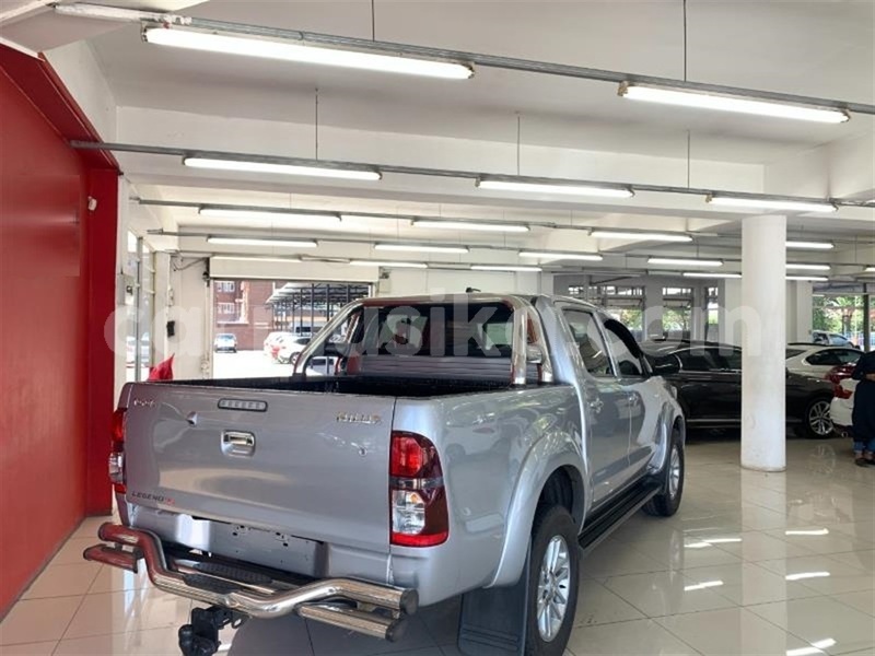 Big with watermark toyota hilux matabeleland south beitbridge 19044