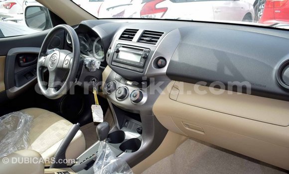 Tenga Imported Toyota HiAce Zvimwe Rori in Import - Dubai in Harare Tenga Imported Toyota HiAce Zvimwe Rori in Import - Dubai in Harare