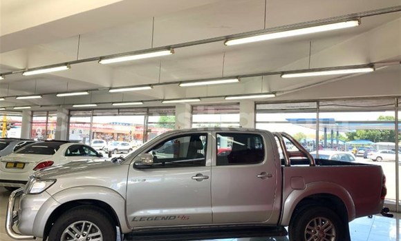 Nunua Ilio tumika Toyota Hilux Fedha Gari ndani ya Beitbridge nchini Matabeleland Kusini Nunua Ilio tumika Toyota Hilux Fedha Gari ndani ya Beitbridge nchini Matabeleland Kusini
