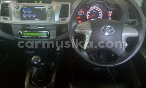 Tenga Tsaru Toyota Hilux Chena Mota in Beitbridge in Matabeleland South Tenga Tsaru Toyota Hilux Chena Mota in Beitbridge in Matabeleland South