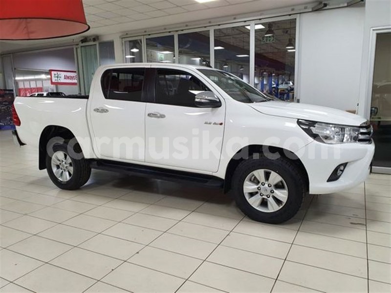 Big with watermark toyota hilux matabeleland south beitbridge 19046