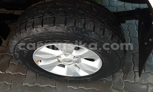 Tenga Tsaru Toyota Hilux Chena Mota in Beitbridge in Matabeleland South Tenga Tsaru Toyota Hilux Chena Mota in Beitbridge in Matabeleland South