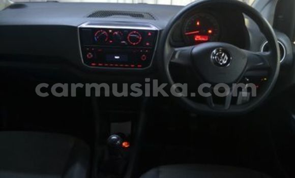 Acheter Occasion Voiture Volkswagen up! Blanc à Beitbridge, Matabeleland South Acheter Occasion Voiture Volkswagen up! Blanc à Beitbridge, Matabeleland South