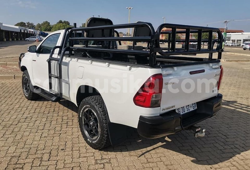 Big with watermark toyota hilux matabeleland south beitbridge 19067