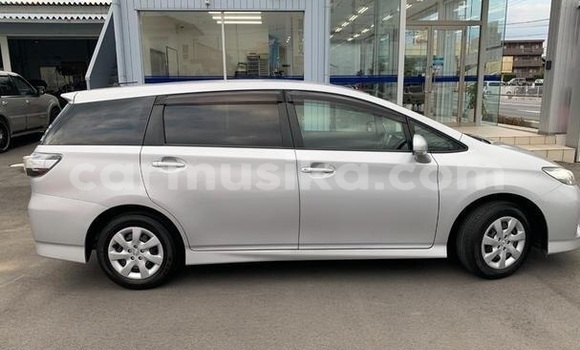 Tenga Tsaru Toyota Wish Sirivha Mota in Beitbridge in Matabeleland South Tenga Tsaru Toyota Wish Sirivha Mota in Beitbridge in Matabeleland South