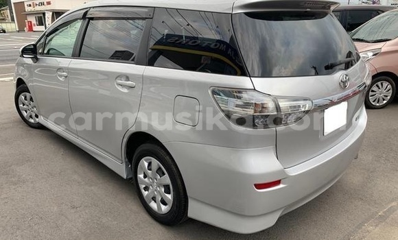 Tenga Tsaru Toyota Wish Sirivha Mota in Beitbridge in Matabeleland South Tenga Tsaru Toyota Wish Sirivha Mota in Beitbridge in Matabeleland South