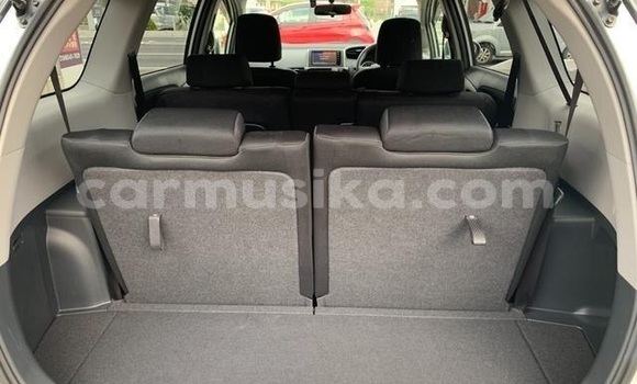 Tenga Tsaru Toyota Wish Sirivha Mota in Beitbridge in Matabeleland South Tenga Tsaru Toyota Wish Sirivha Mota in Beitbridge in Matabeleland South