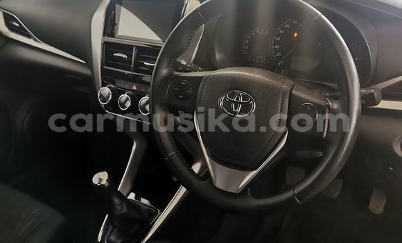 Nunua Ilio tumika Toyota Yaris Nyeupe Gari ndani ya Beitbridge nchini Matabeleland Kusini Nunua Ilio tumika Toyota Yaris Nyeupe Gari ndani ya Beitbridge nchini Matabeleland Kusini
